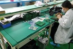 猜猜哪種防靜電材料能讓煙頭灼燒也不怕？